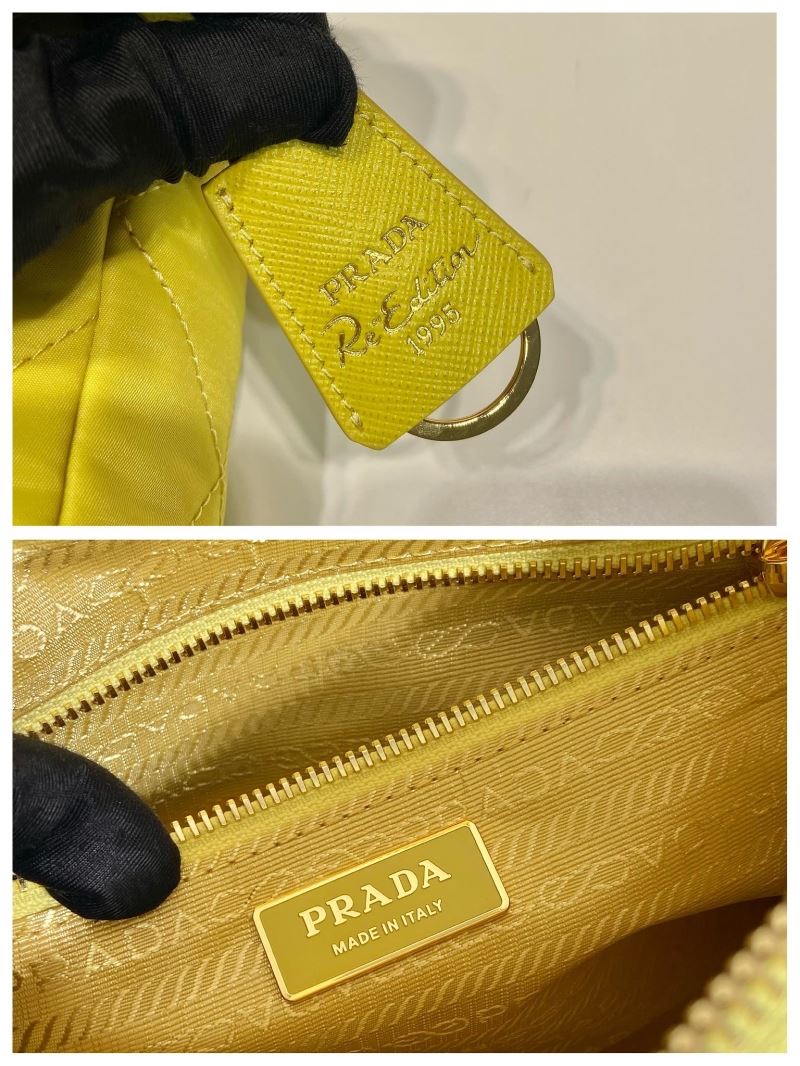 Pra*a tote bags